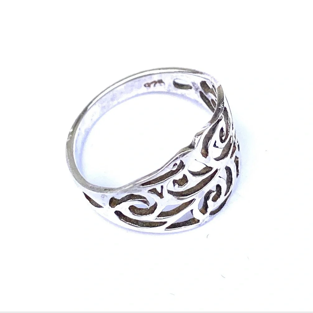 Sterling Silver Filigree Ring Size 6